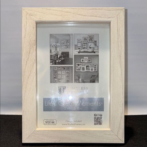 Cream Accented Picture Frame - Picture 1 of 5
